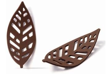 Curvy art leaf dark